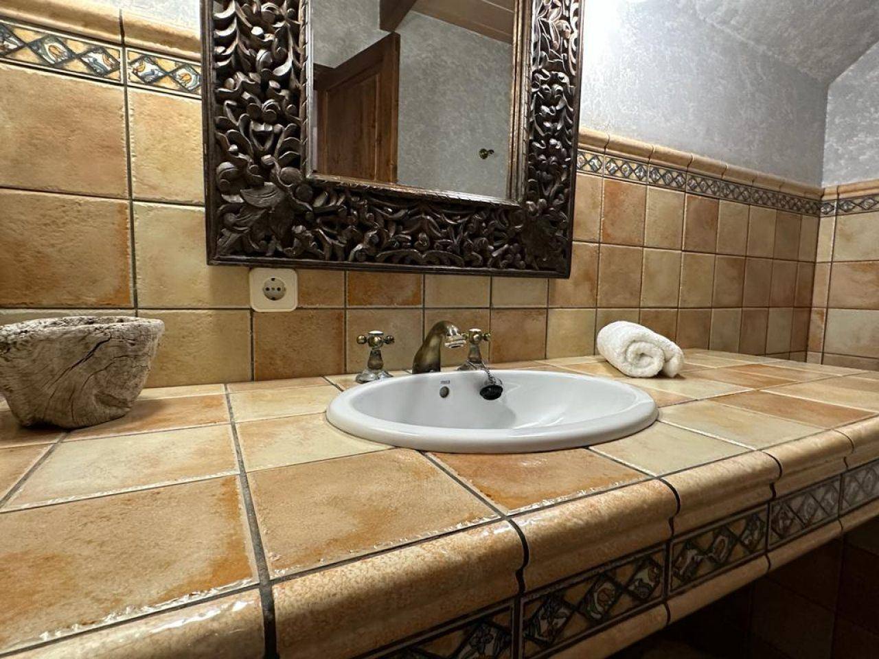 Flat to rent . with shared swimmingpool - 1
