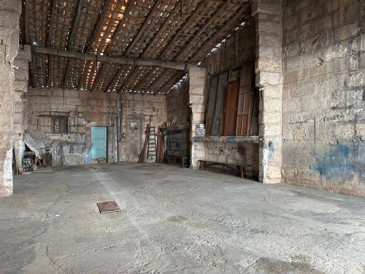 GARAGE IN FELANITX - 1