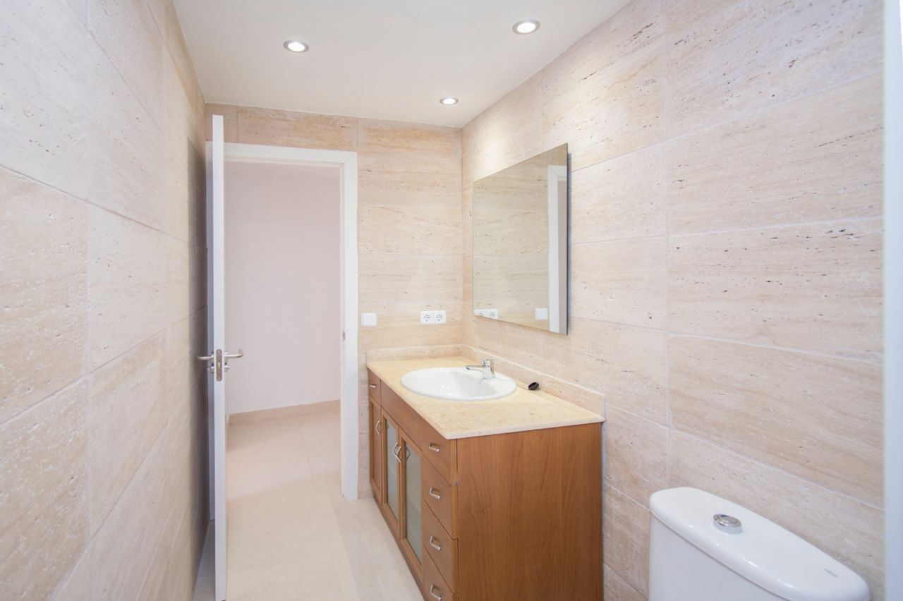 Beautifully Renovated House in Felanitx with Stunning Views - 1
